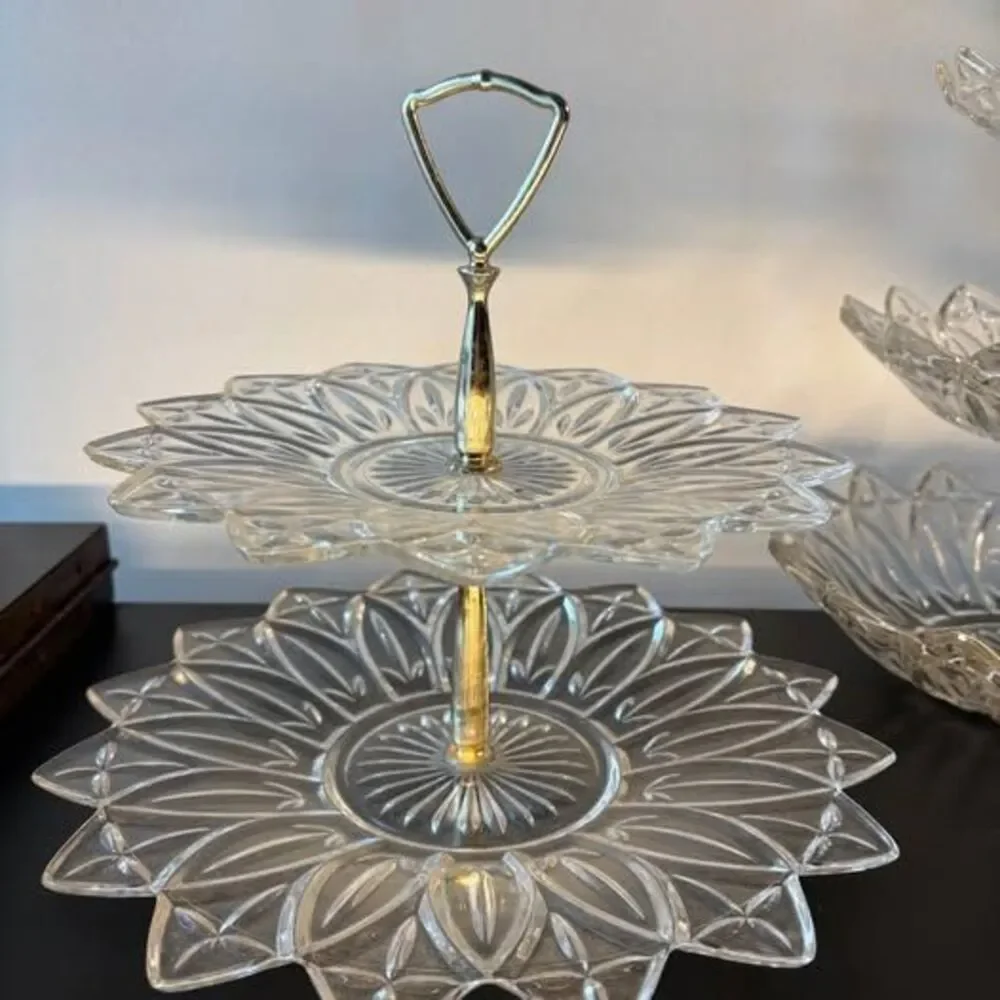 2 pcs. Vintage Federal Glass Petal Flower